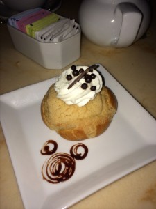 chocolate cream puff